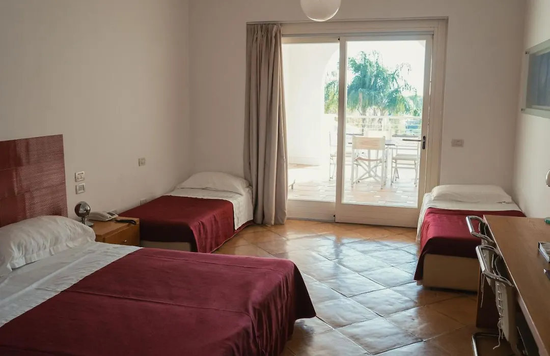 Hotel Grotta Di Tiberio-1